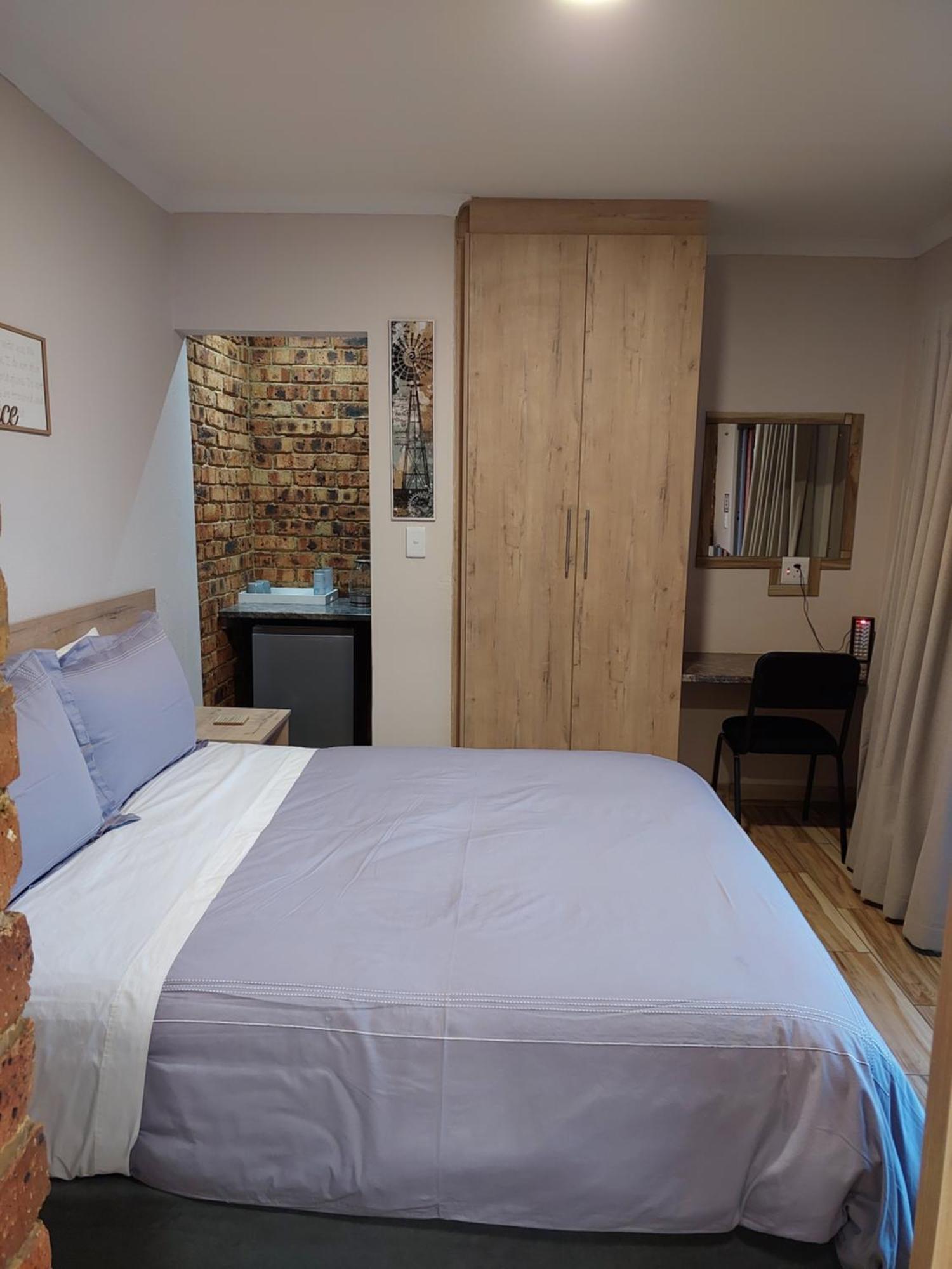 Twins Guest House Astoni Vanderbijlpark Kamer foto